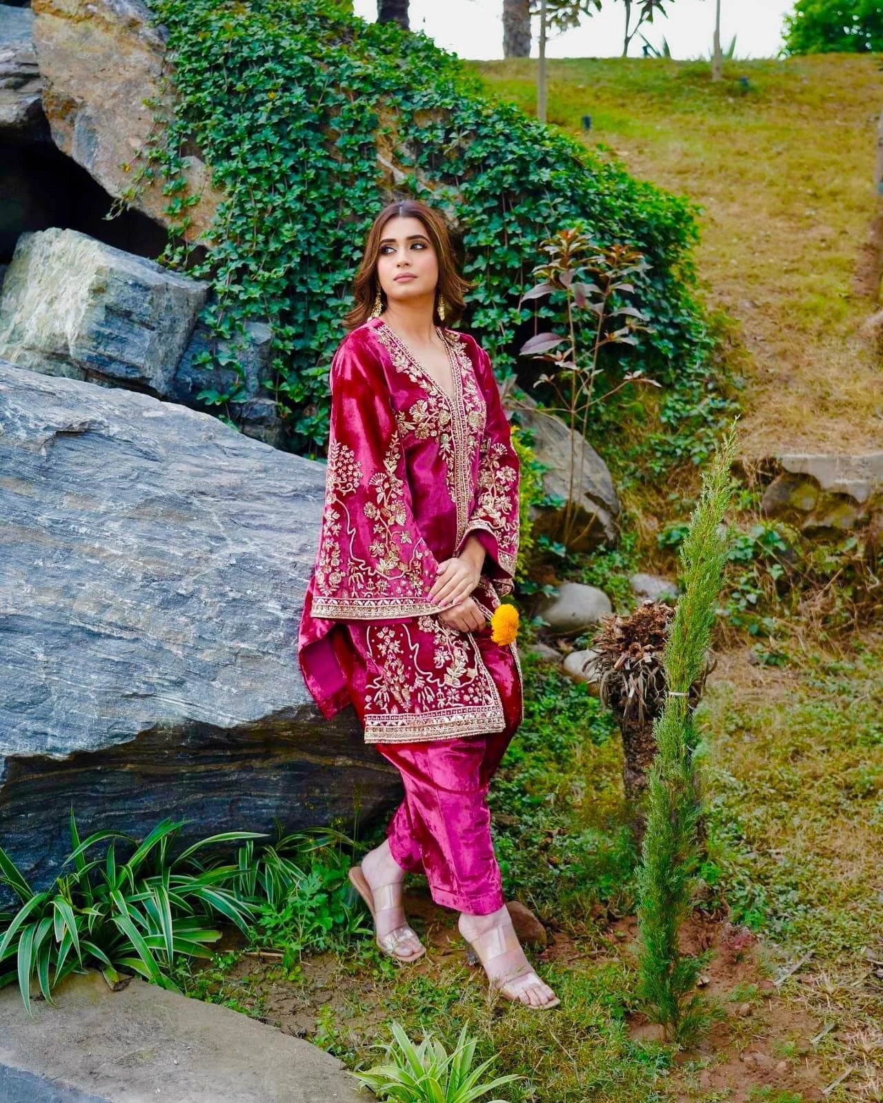 VELVET KURTI-PLAZZO SET