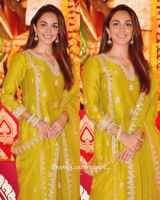 Kiara Advani in kurti and plazzo set. Indian Women trendy Salwar Kameez. Readymade Boho Kurta. Punjabi suit Indian Ethinc Tunic with plazzo