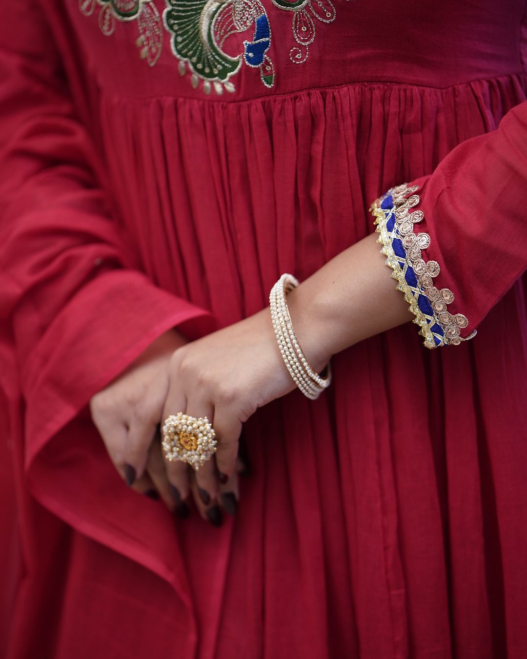 Beautiful Floral Peacock Embroidery Work On Yoke Detailing With Lace Work Anarkali Kurti With Pant And Georgette Dupatta