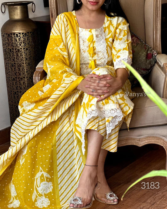 Haldi suiltEmbroidered Salwar Kameez Dress, Formal 3 Piece Suit, Long Sleeve Pakistani Suit, Handmade Designer Traditional Wear, Readymade Dress