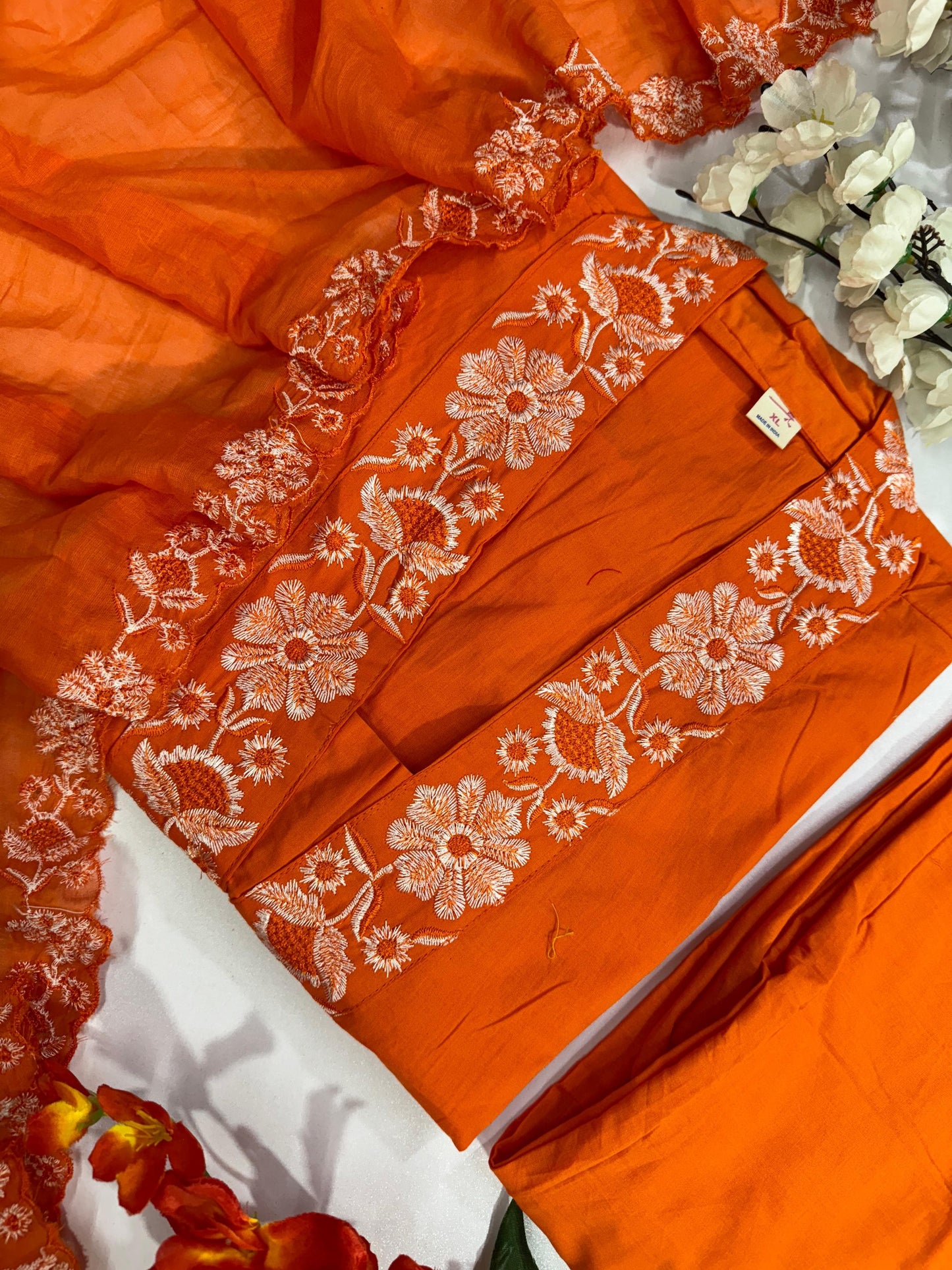 Pure Cotton60-60 super dyeing kurta with beautiful emb neck yoke & cotton pant with emb full malmal cotton dupatta