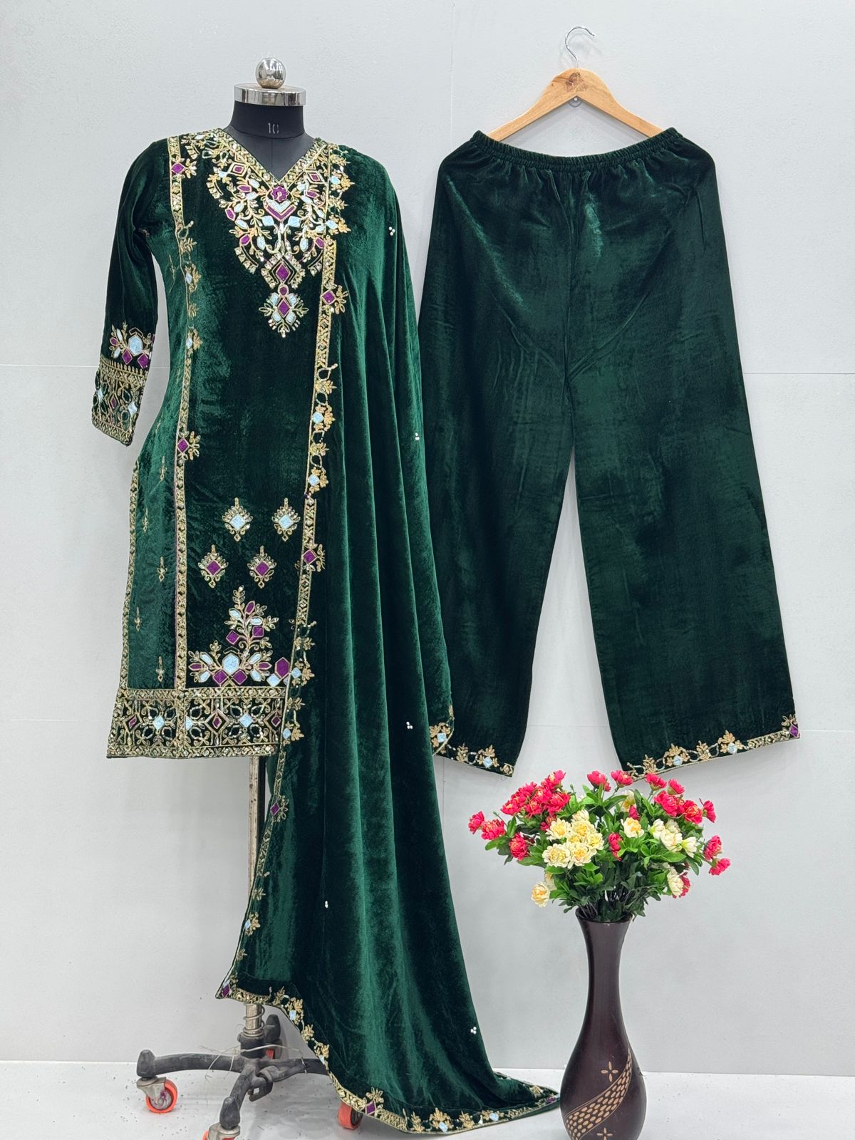 Heavy Green Velvet Salwar kameez Pakistani Suit Sequence Embroidery Work Festival kurti set Indian Salwar suit Readymade Suit for women