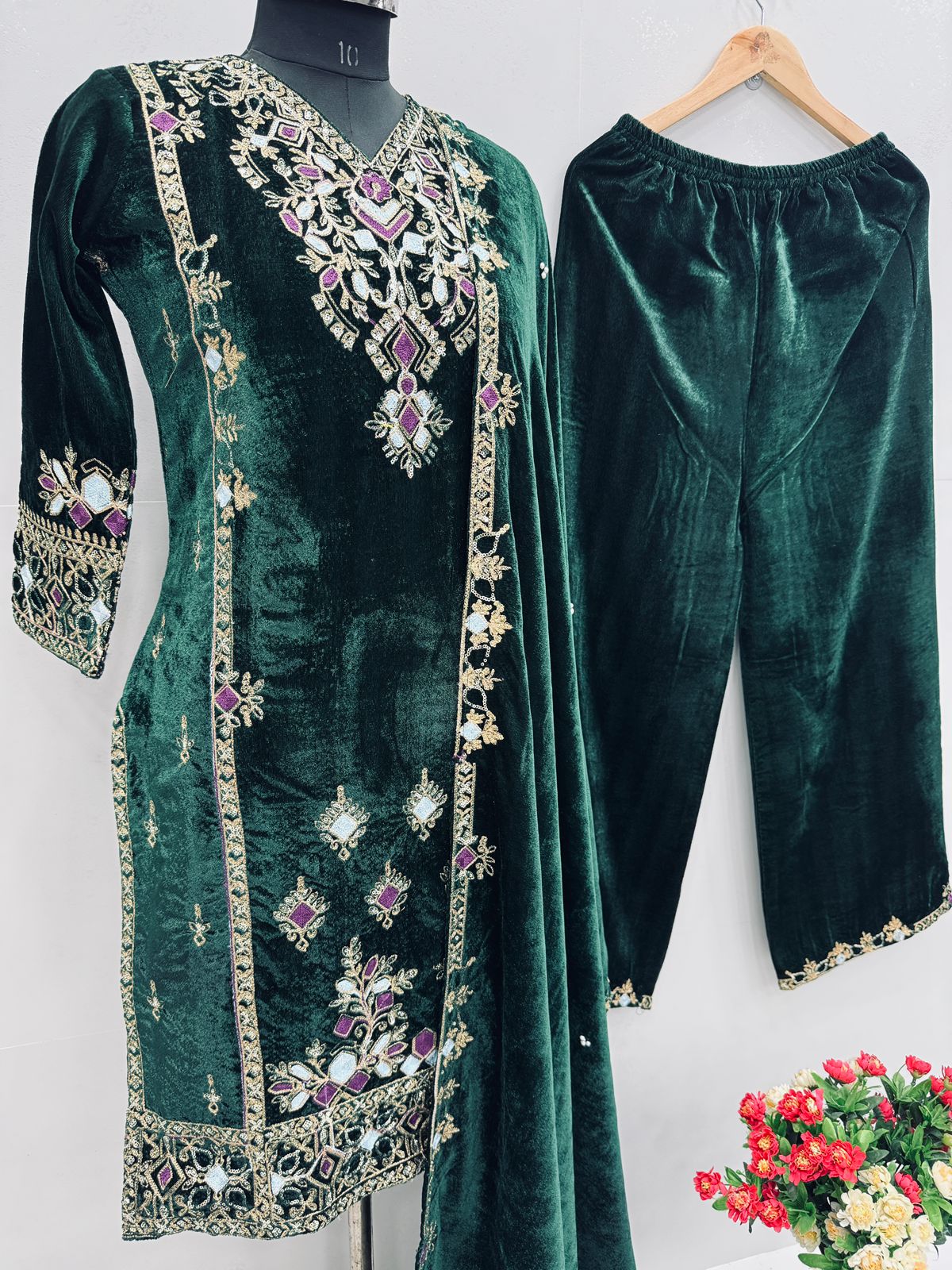 Heavy Green Velvet Salwar kameez Pakistani Suit Sequence Embroidery Work Festival kurti set Indian Salwar suit Readymade Suit for women