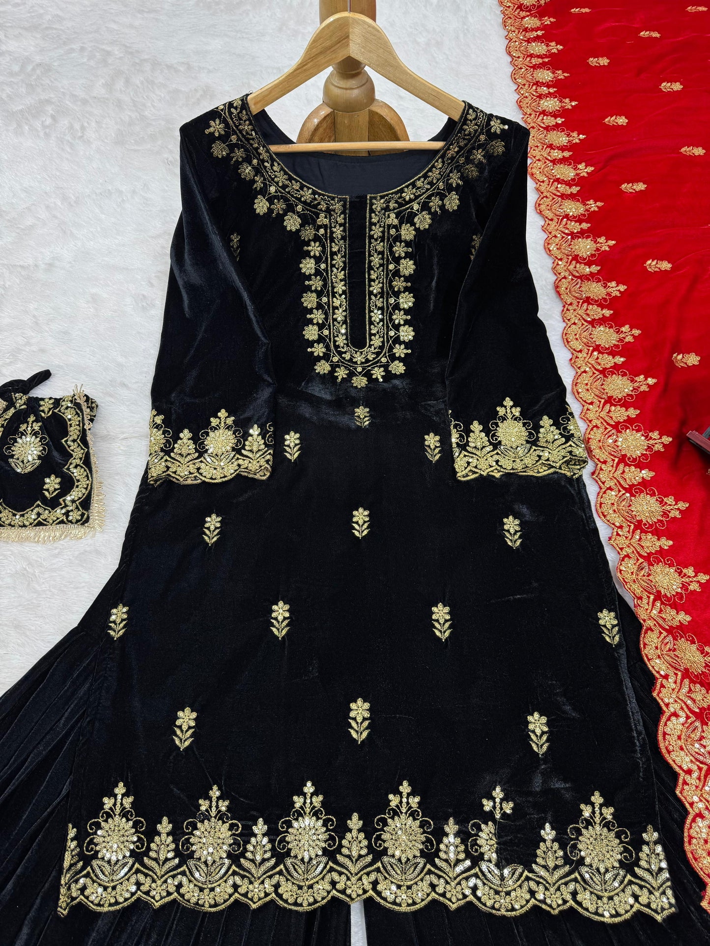 Black Kurta sharara suit 3 pc Salwar kameez readymade Velvet Sarara suit Stylish Pakistani suit Punjabi wedding dress Bridesmaids sharara