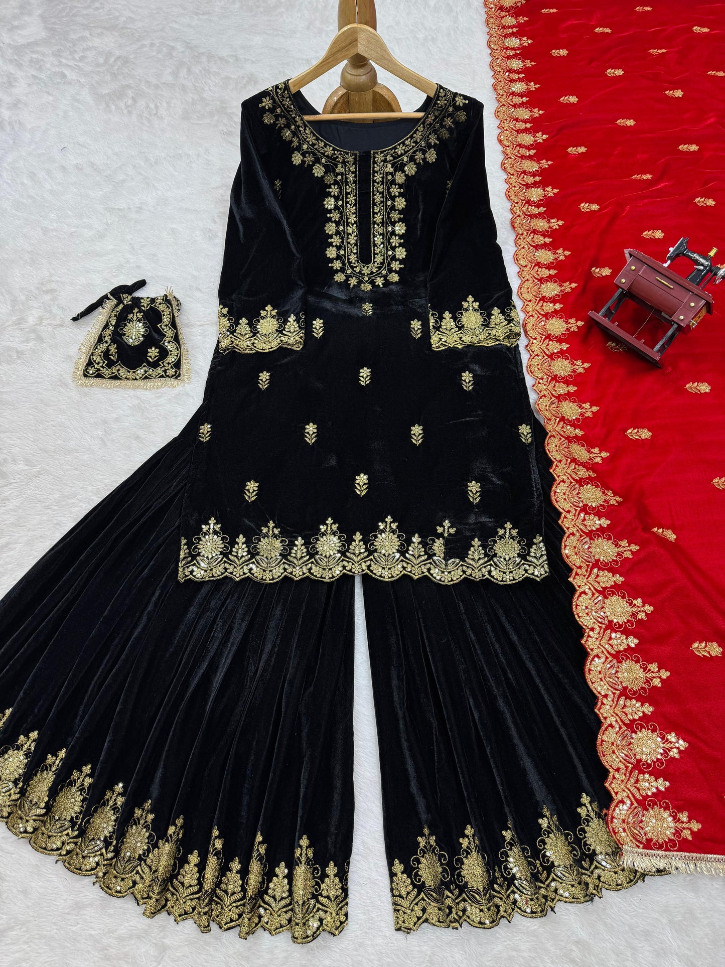 Black Kurta sharara suit 3 pc Salwar kameez readymade Velvet Sarara suit Stylish Pakistani suit Punjabi wedding dress Bridesmaids sharara