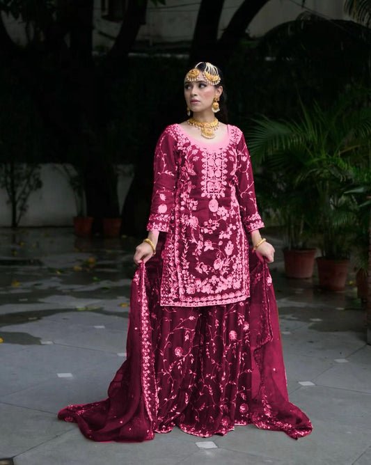 Exquisite Embroidered Kurta Sharara Set – Pakistani Wedding Wear with Dupatta & Sequin Detailing