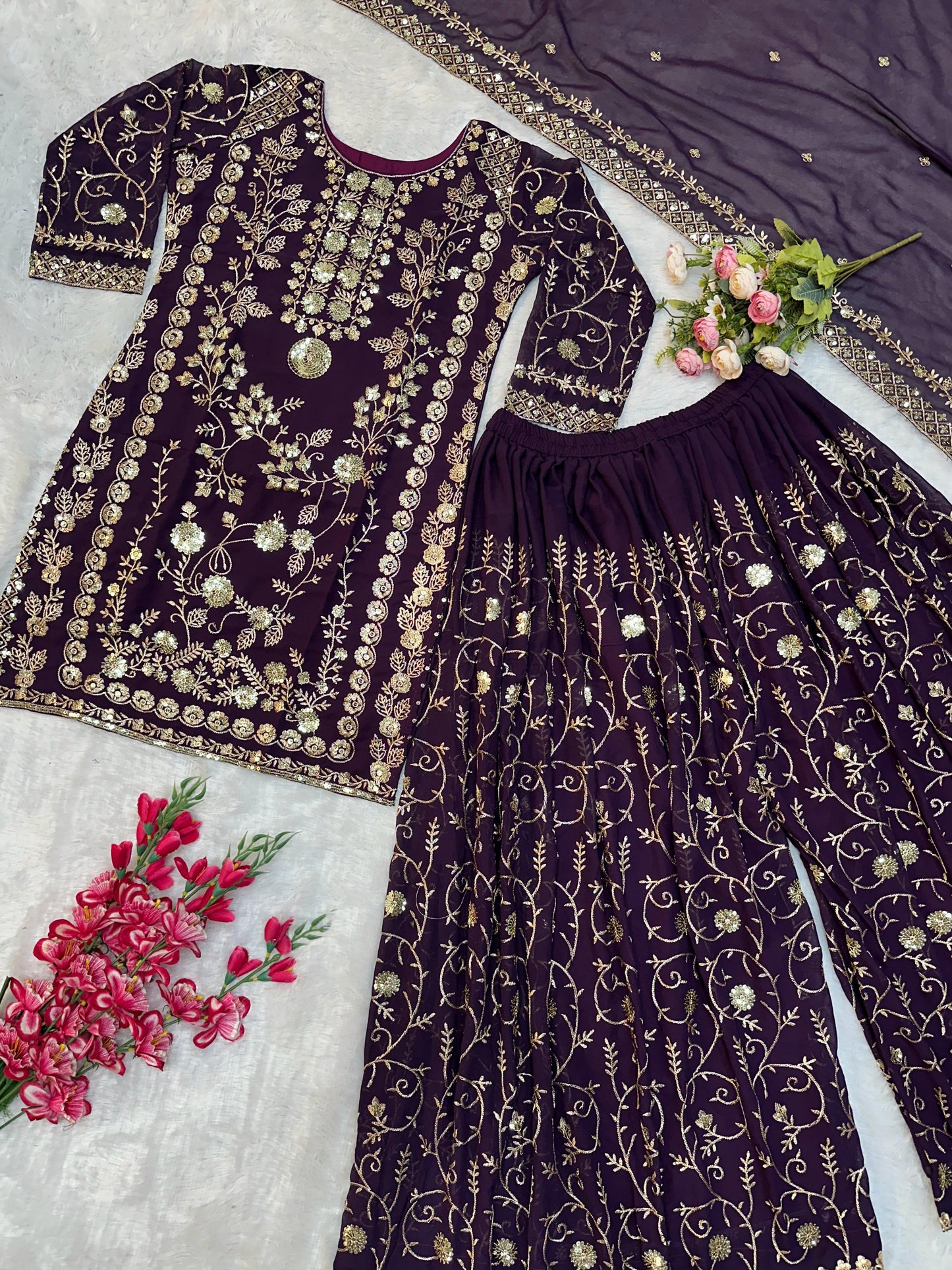 Exquisite Embroidered Kurta Sharara Set – Pakistani Wedding Wear with Dupatta & Sequin Detailing