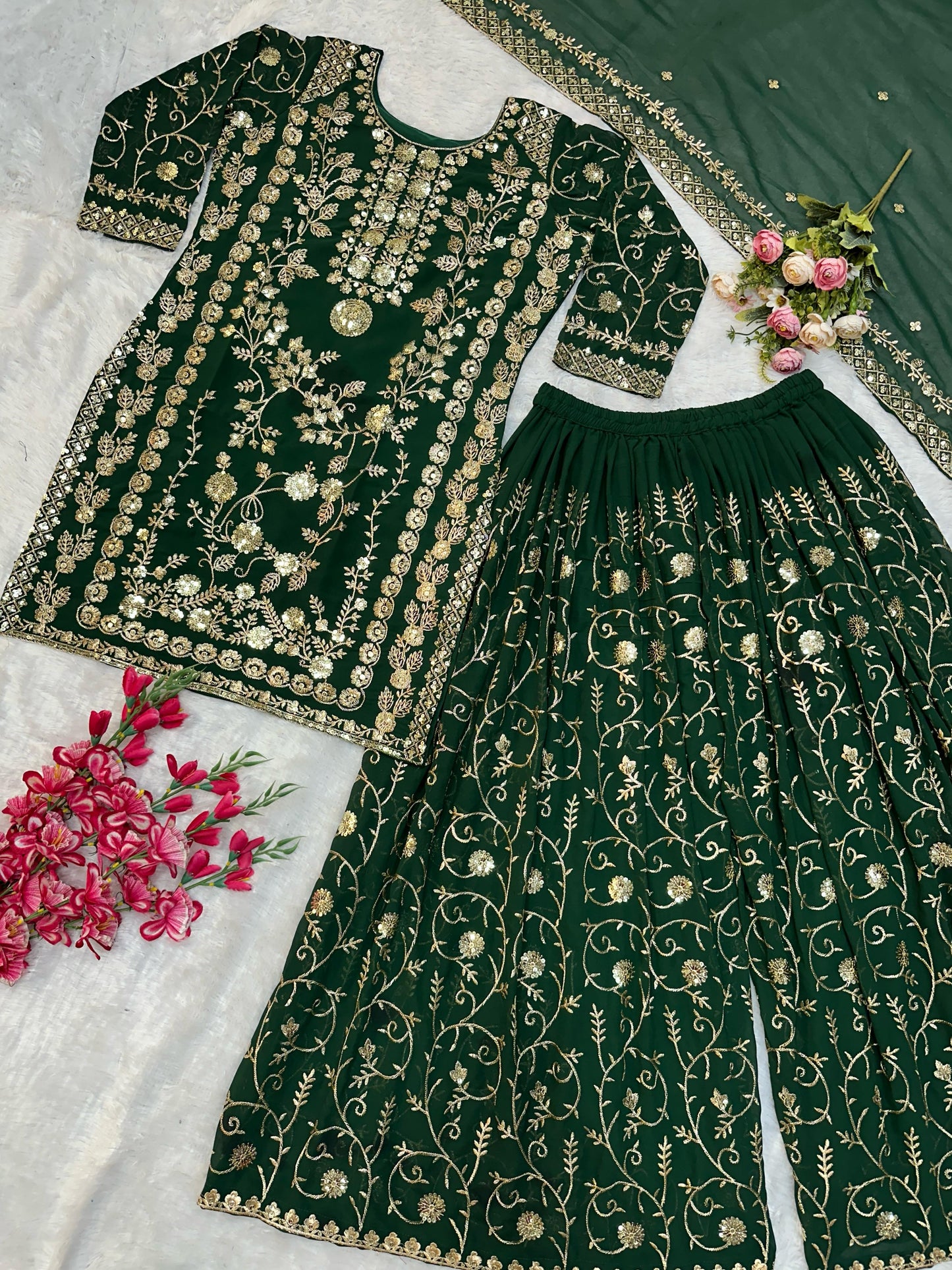 Exquisite Embroidered Kurta Sharara Set – Pakistani Wedding Wear with Dupatta & Sequin Detailing