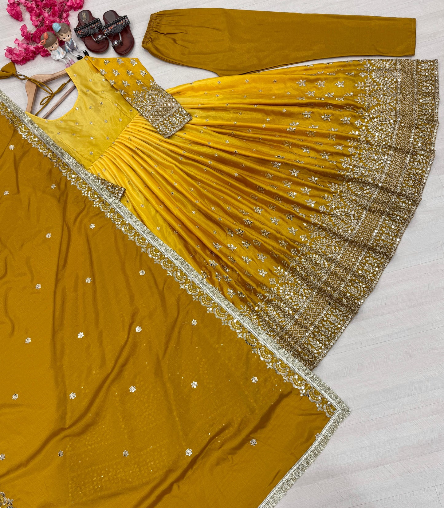 Traditional Dual-Tone Anarkali Kurti Gown with Exquisite Embroidery & Dupatta – Ready-to-Wear Wedding Dress