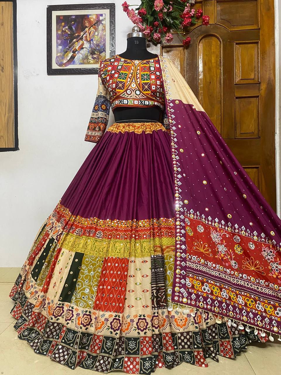 Garba Chaniya Choli Bollywood Chaniya choli Designer Navratri dress Navratri Lehenga choli Embroidered Navratri Lehnga Indian Festival Dress