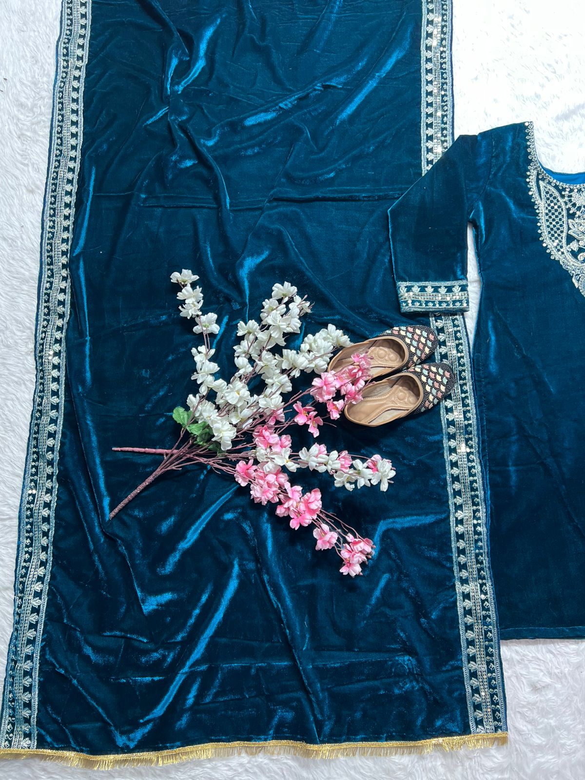 Velvet Salwar kameez Pakistani Suit Sequence Embroidery Work Festival kurti set Indian Salwar suit Readymade Suit for women