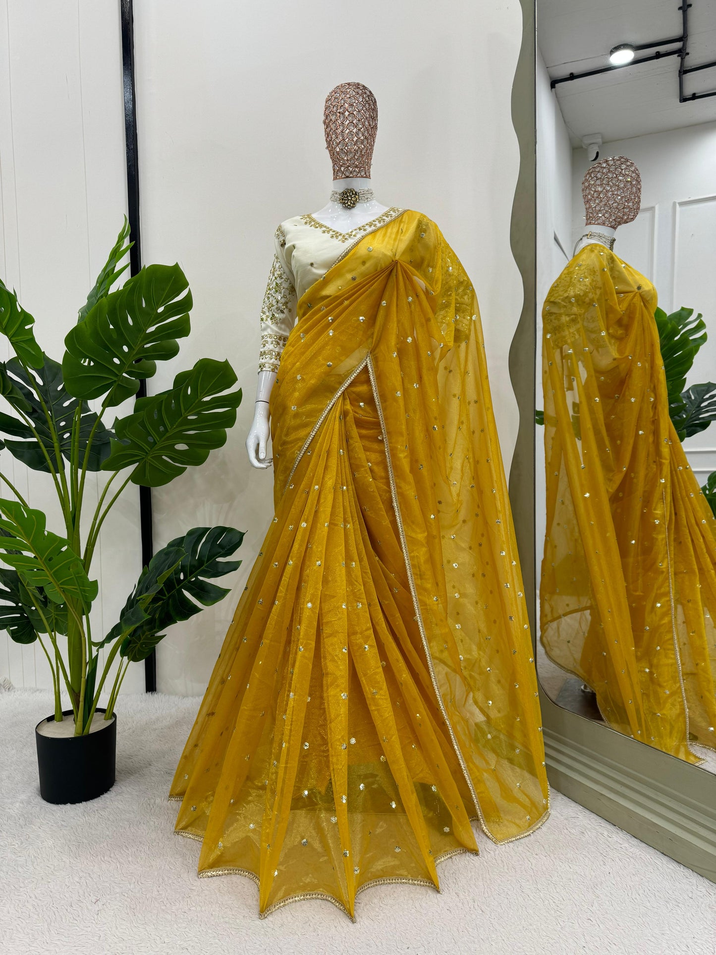 Yellow Colour Hot Favourite Saree For Women In Party Wear Pure Twill Net Hand Work Saree With Digital Print With Blouse | Hand Work Saree