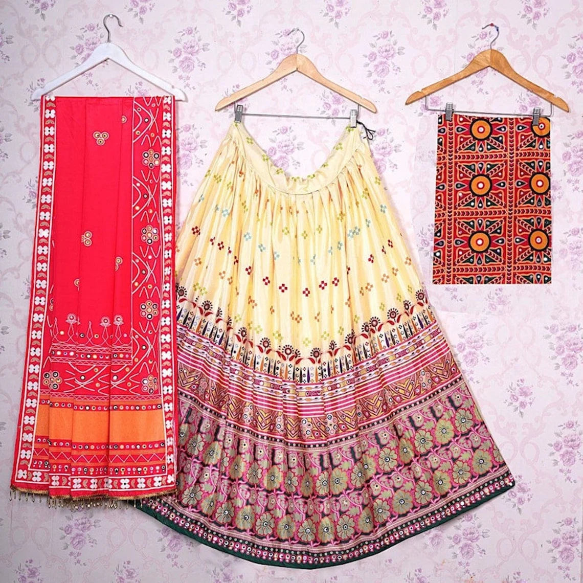 Navratri Special Chaniya Choli For Garba,Garba lehenga women,garba Dress,Navratri Lehenga,Ghagra Choli navratri chaniya choli,Lehenga choli