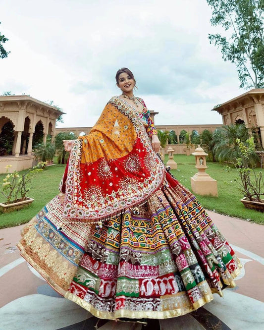 Chaniya Choli For Navratri, Garba lehenga women, Navratri Dress, Navratri Lehenga,navratri chaniya choli, Garba Lehenga