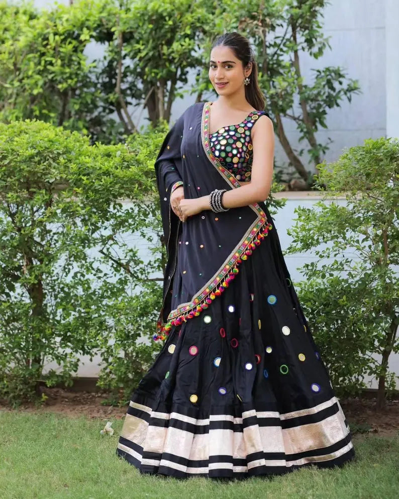 Beautiful Navratri Lehenga Choli For Women, Ready To Wear Lehenga, Indian Wedding Festival Party Wear Lehenga, Chaniya Choli