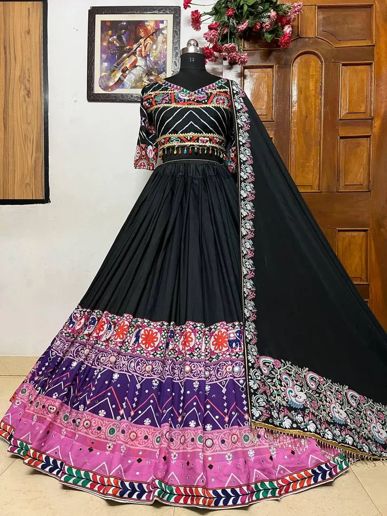 Chaniya Choli For Garba, Garba lehenga women, Navratri Dress, Navratri Lehenga, Navratri Ghagra Choli,navratri chaniya choli, Garba Lehenga