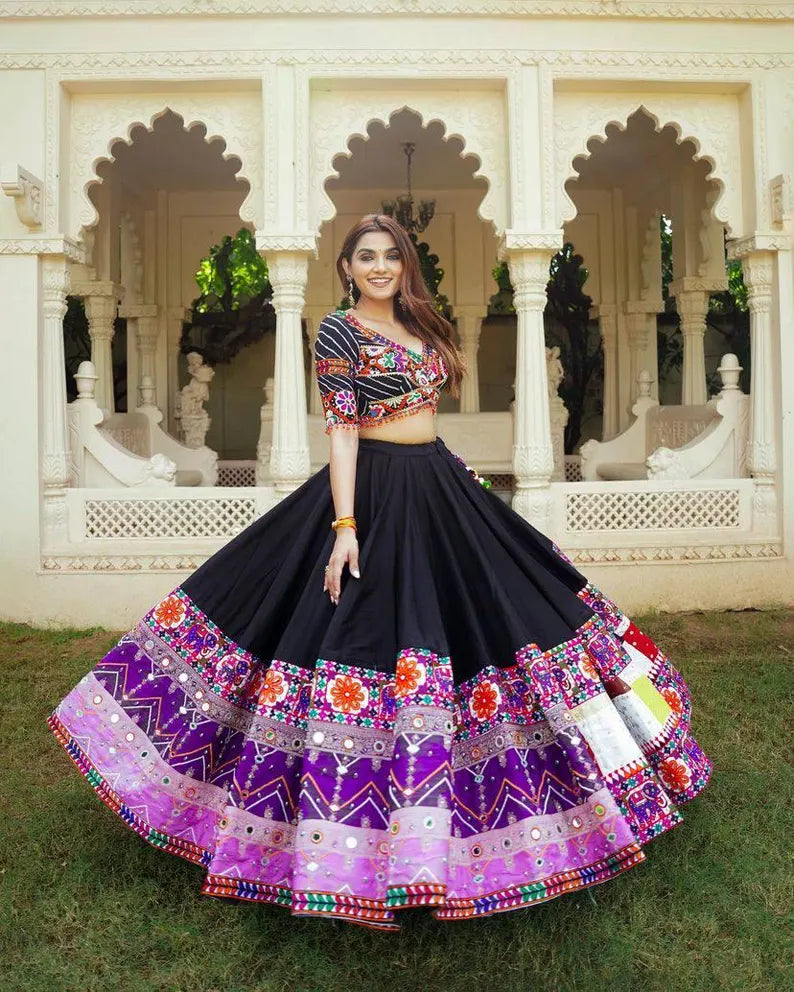 Chaniya Choli For Garba, Garba lehenga women, Navratri Dress, Navratri Lehenga, Navratri Ghagra Choli,navratri chaniya choli, Garba Lehenga