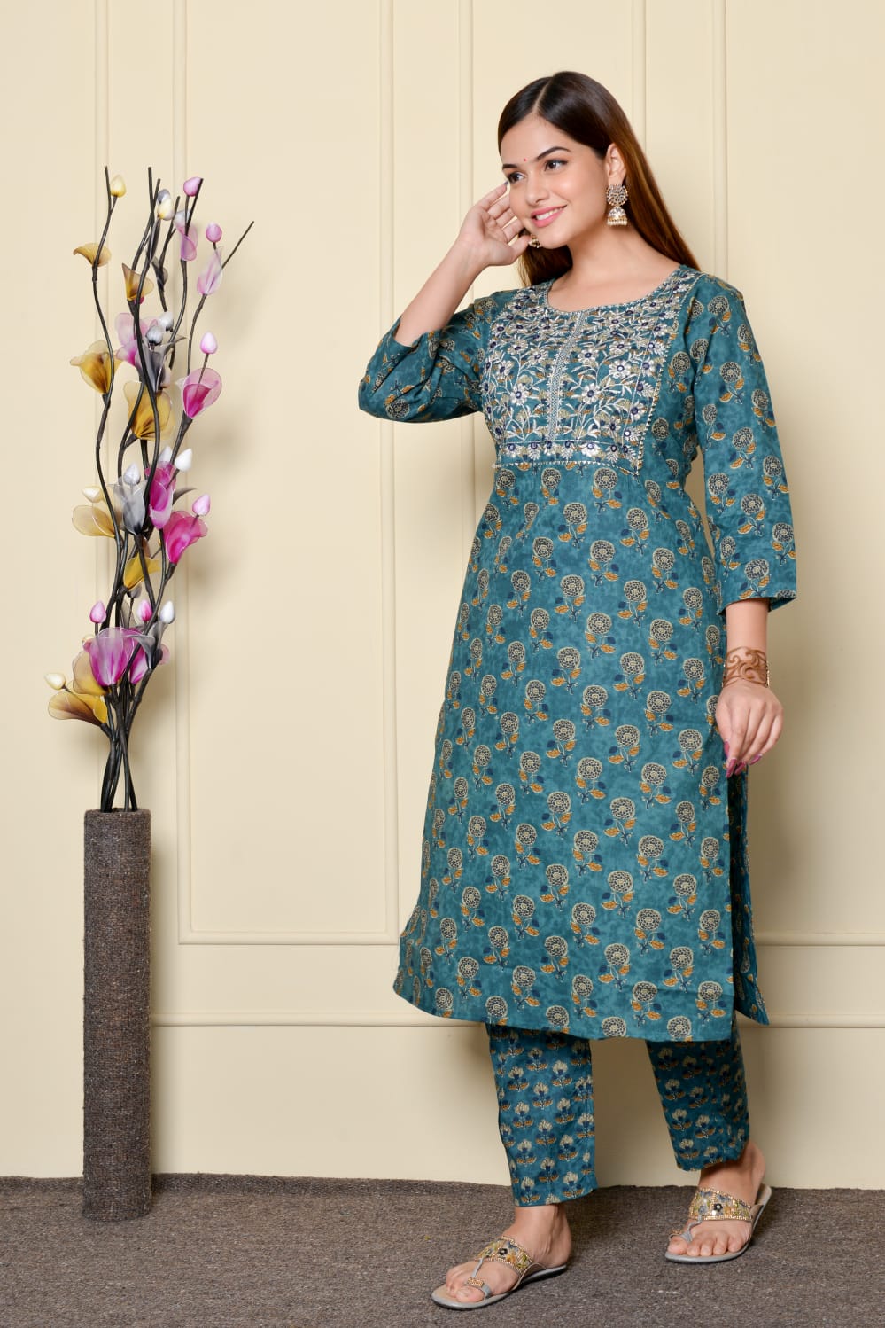 Safa Fashion Fab 1187 Stylish Straight Kurti Pant Dupatta Pakistani Designs