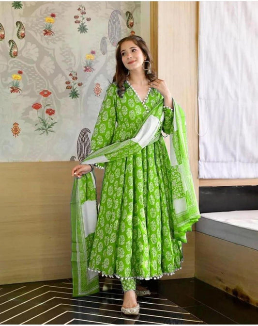 Beautiful green Anarkali FullFlared Palazzo Kurta Set Indian Ethnic Palazzo Kurta & Dupatta Set 3 Piece Stitched Suit Partywear Gown Dresses