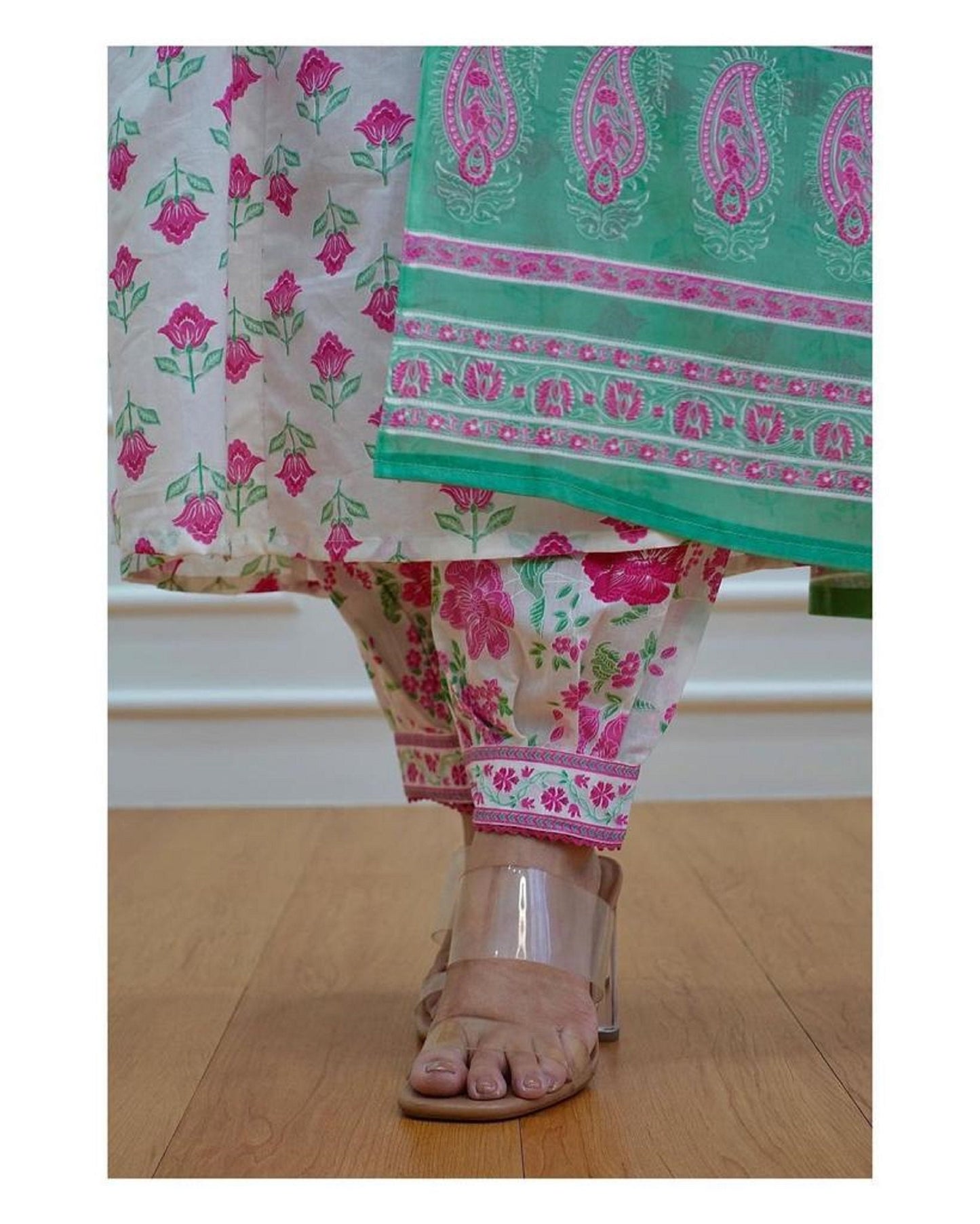 Pakistani 3 Piece Eid Festive Long Flared Kurti Pant with Dupatta Set For Women, Indian Designer Salwar Kameez, Readymade Party/Ethnic Wear
