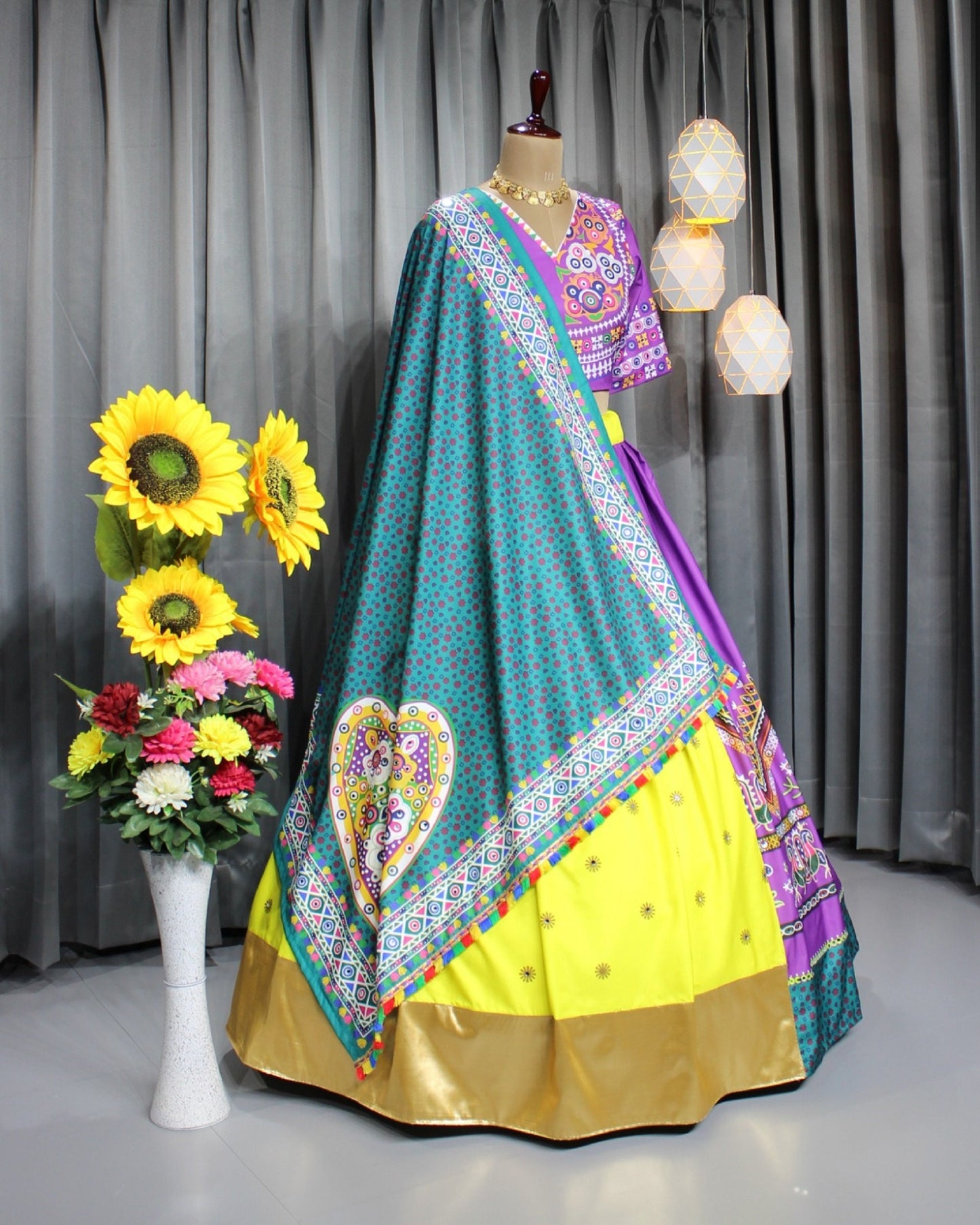 Garba Special Muslin Cotton Printed Heavy Navratri Lehenga Choli Gujrati Gandiya Chaniya Choli Real Mirror Work Lehenga Choli